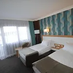 Akol Hotel 4*